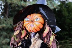 Halloweem-Birkegaardens-Haver-okt-24-abw-21-scaled