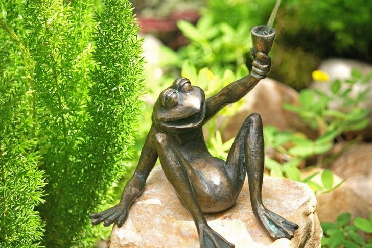 Bronzefigurer til haven