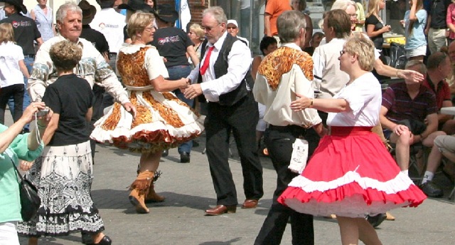 Prøv square dance
