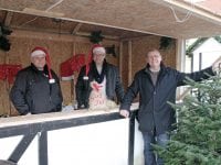 Steffen Beierholm, Johnny Andersen og borgmester Gert Jørgensen kunne sammen glæde sig over en skøn jul i Vestsjællands hyggeligste købstad. Foto: Bjarne Stenbæk