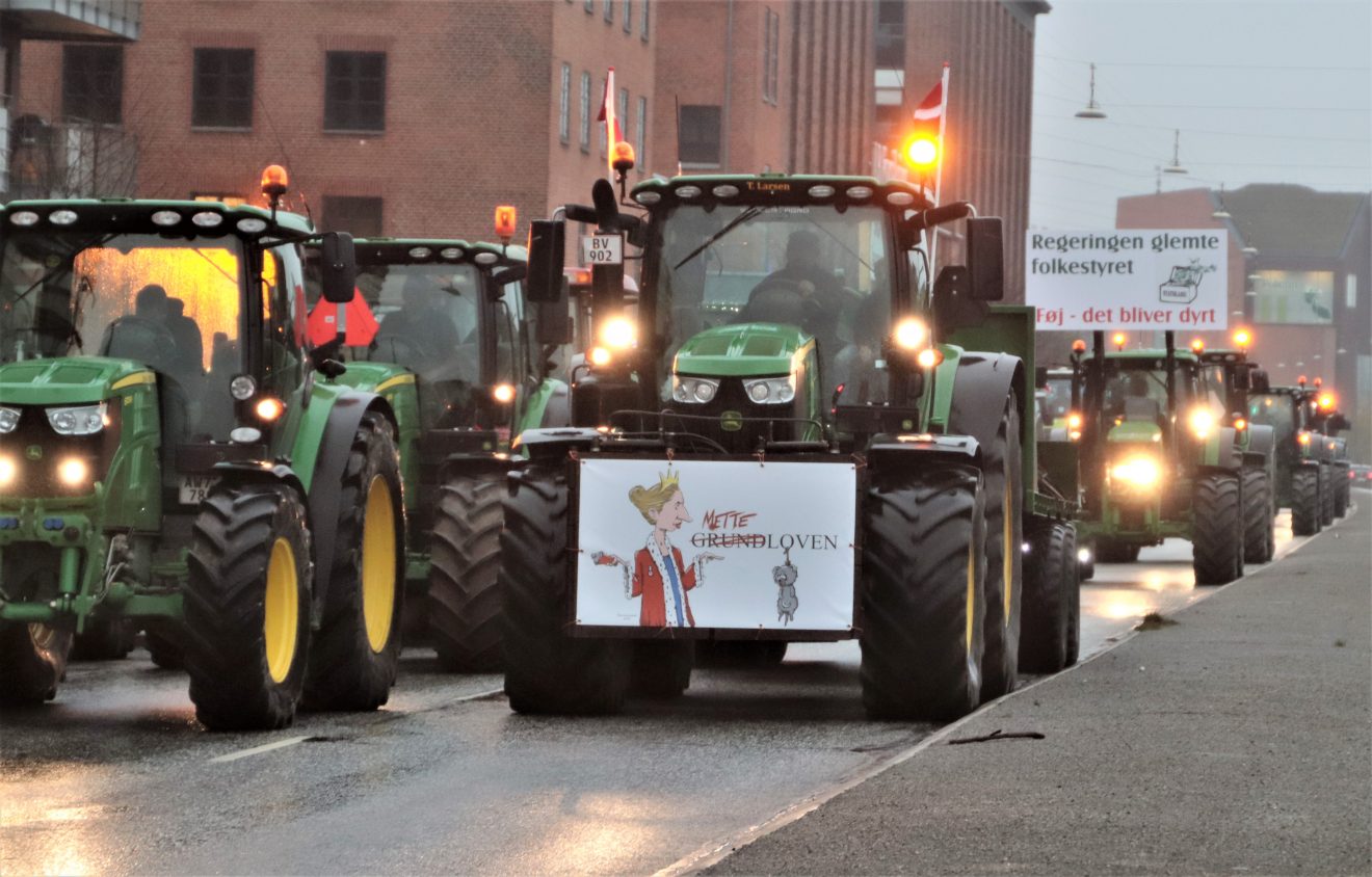 Hundredevis af traktorer med i lørdagens demonstration