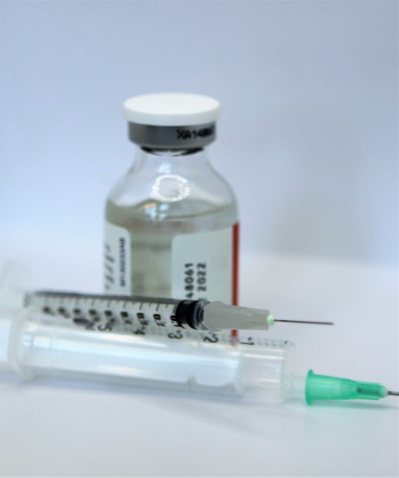 Røde Kors’ hjælpelinje tilbyder vaccinationshjælp til sårbare