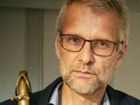 Emil Hess, som åbner festival på Parnas søndag 25. juli kl. 13.00. Pressefoto.